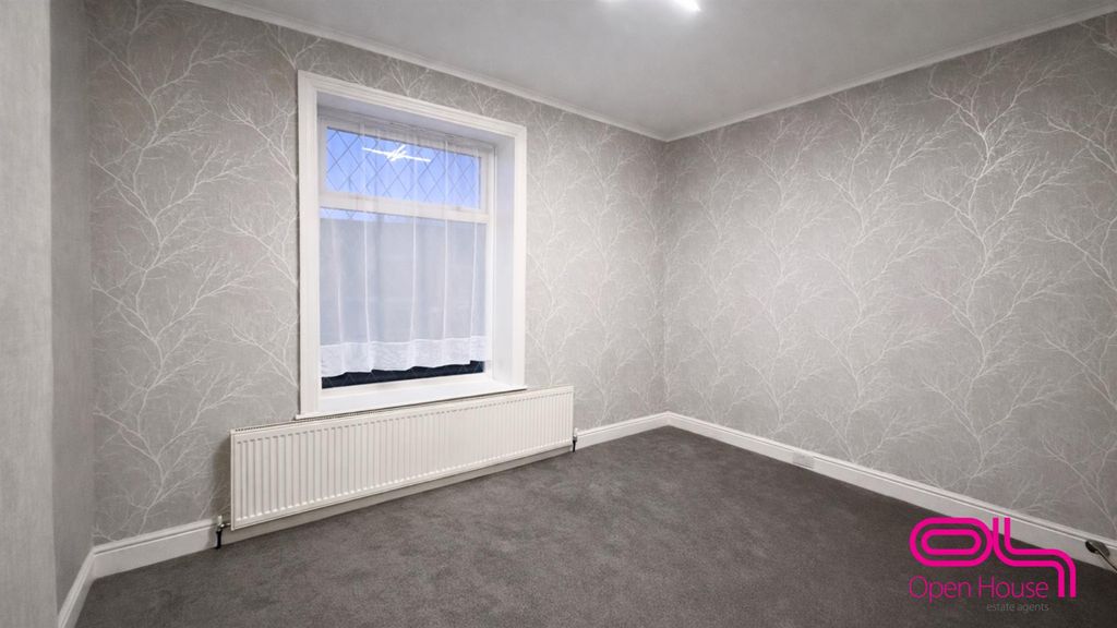 Property photo 3 of 11 Add A Subheading - 2026-01-19T062846.195.Png