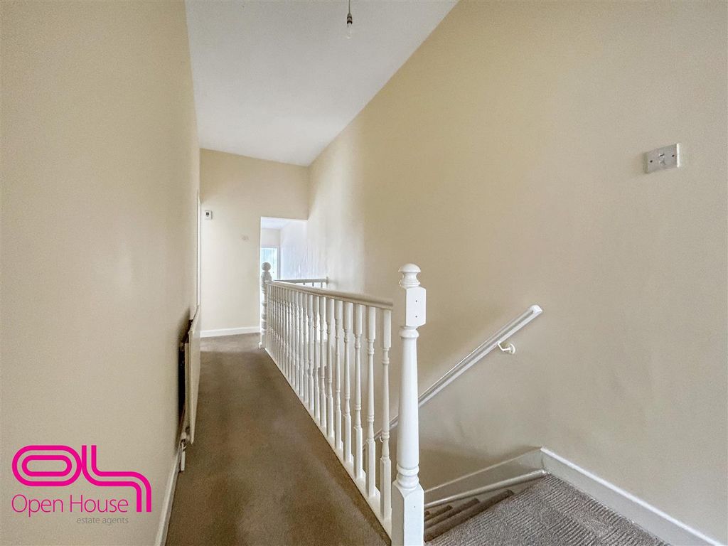 Property photo 2 of 8 Img_0416-L.Jpg