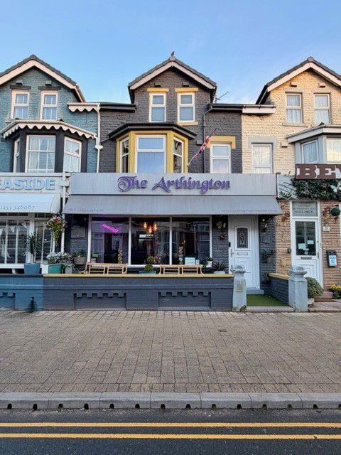 Property photo 1 of 33