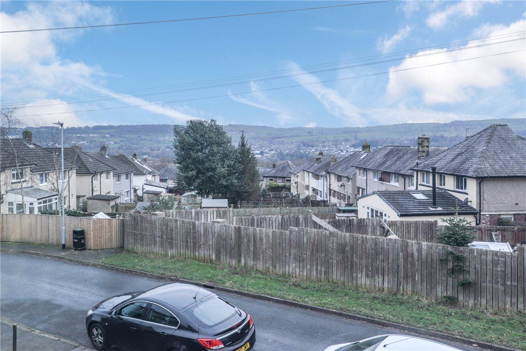 Property photo 2 of 16 Setting