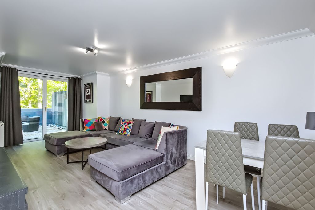 Property photo 1 of 12 Primary Property Image