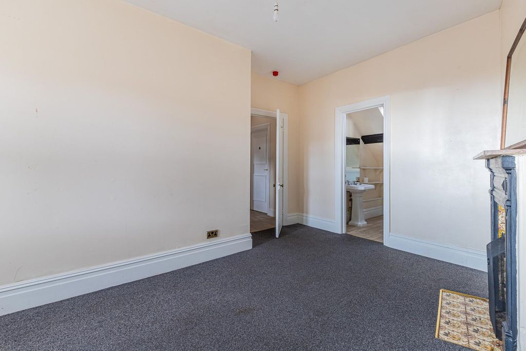 Property photo 3 of 12 8, Tff-4.Jpg