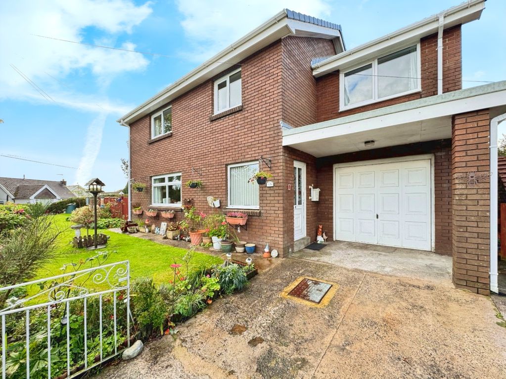 Property photo 1 of 33 2635140