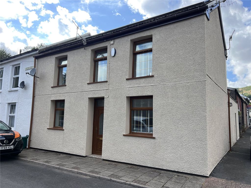 Property photo 1 of 15 Picture No. 02
