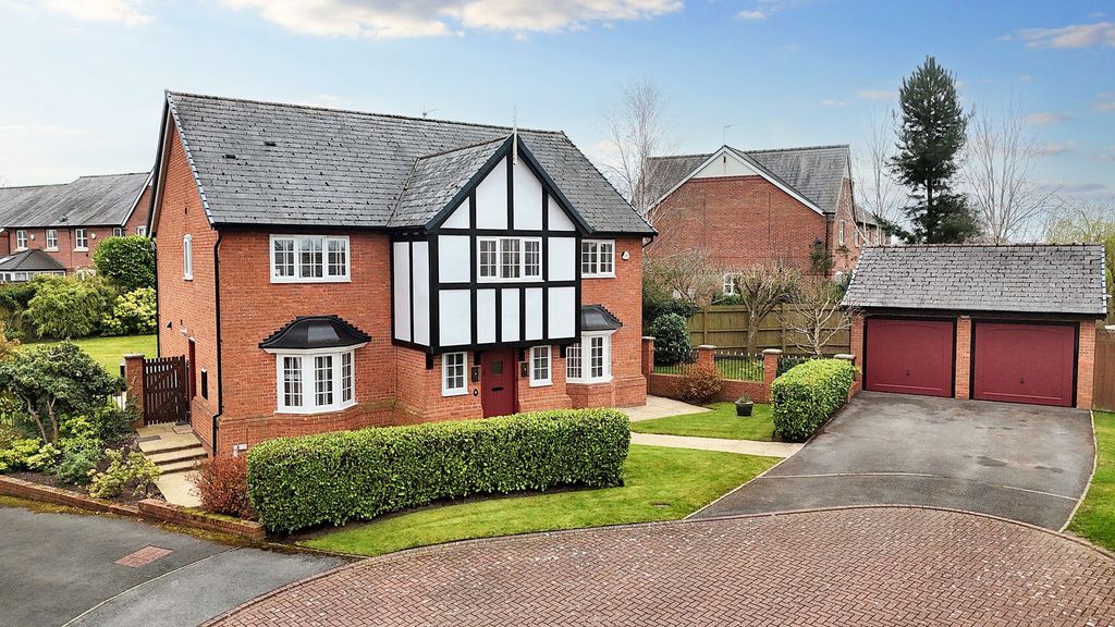 Property photo 1 of 32