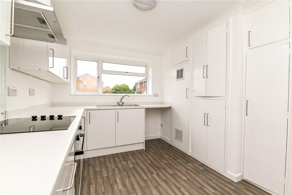 Property photo 3 of 15 Picture No. 04