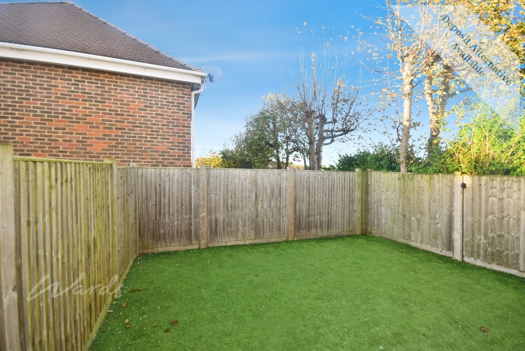 Property photo 3 of 15 Garden