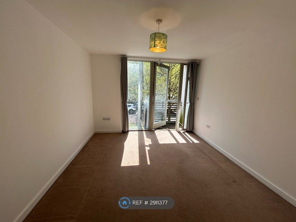 Property photo 3 of 4 Bedroom