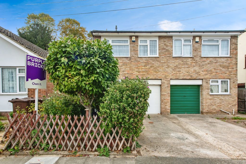 Property photo 2 of 19