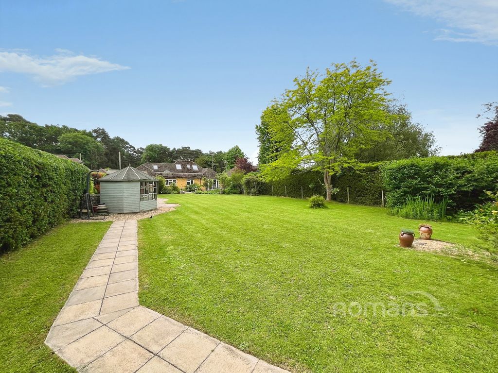 Property photo 2 of 24 Pbox-Img.Jpg
