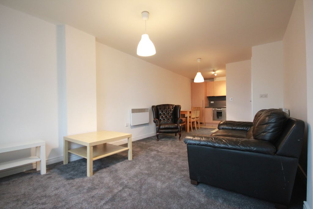 Property photo 2 of 14