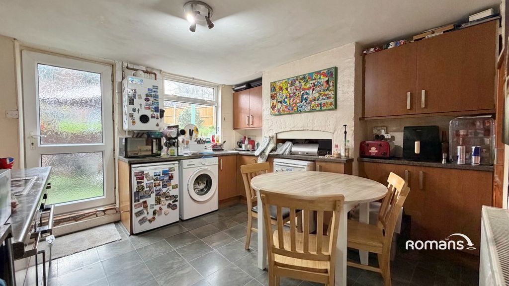 Property photo 3 of 10 Picture No. 22