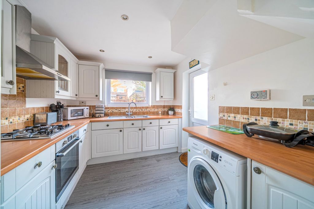 Property photo 3 of 18 Picture No. 08