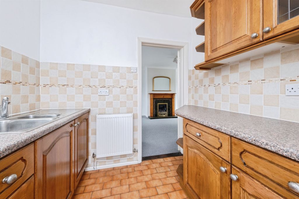 Property photo 2 of 20