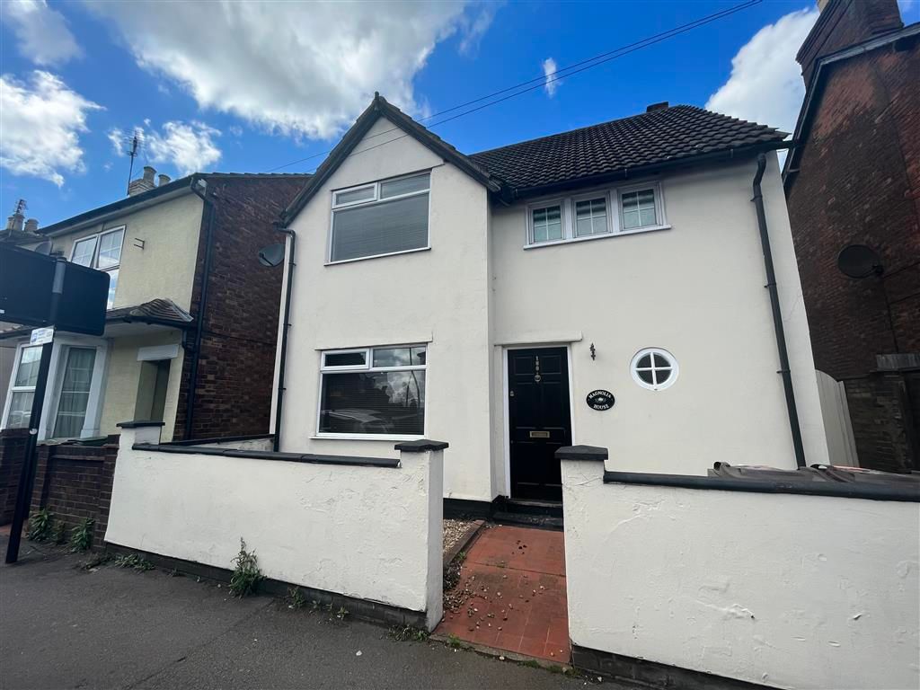 Property photo 1 of 11 Front