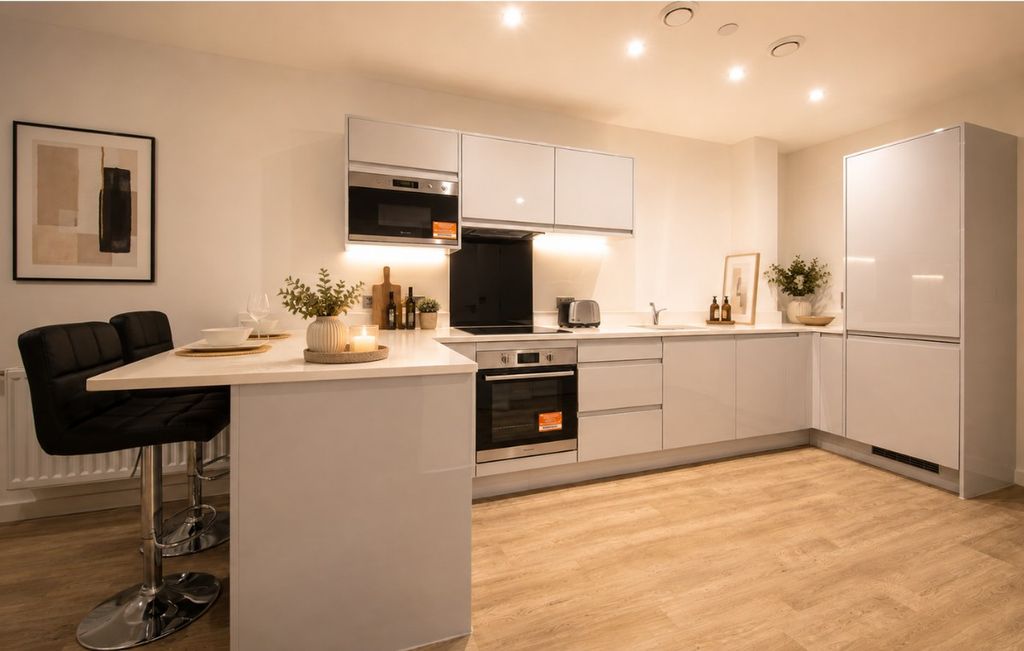 Property photo 2 of 11 Fairview New Homes - Zoopla -