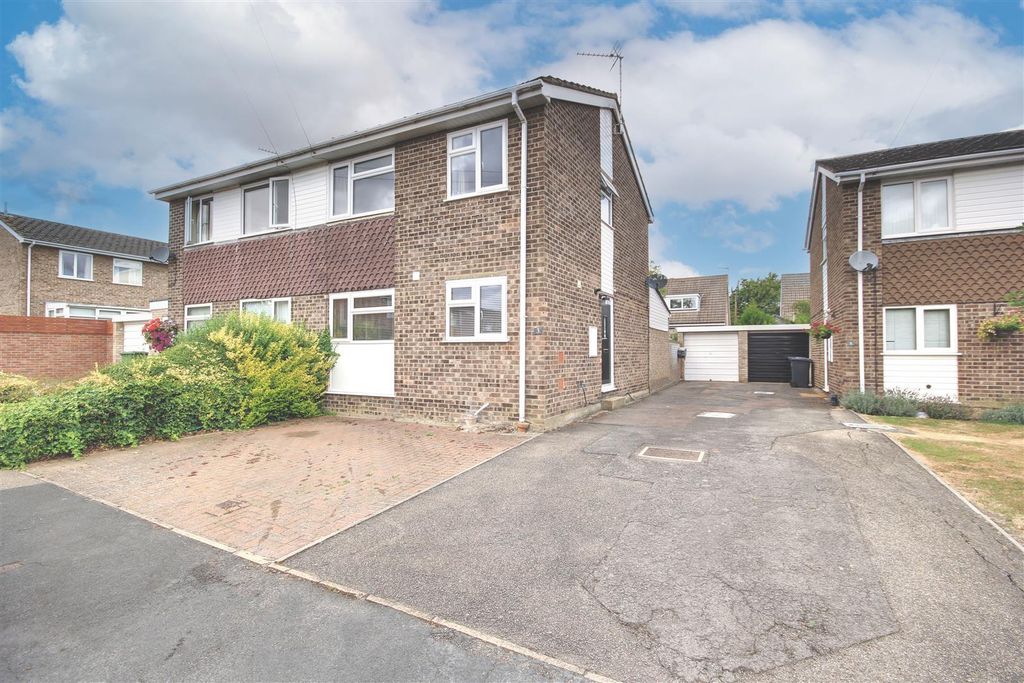 Property photo 1 of 14