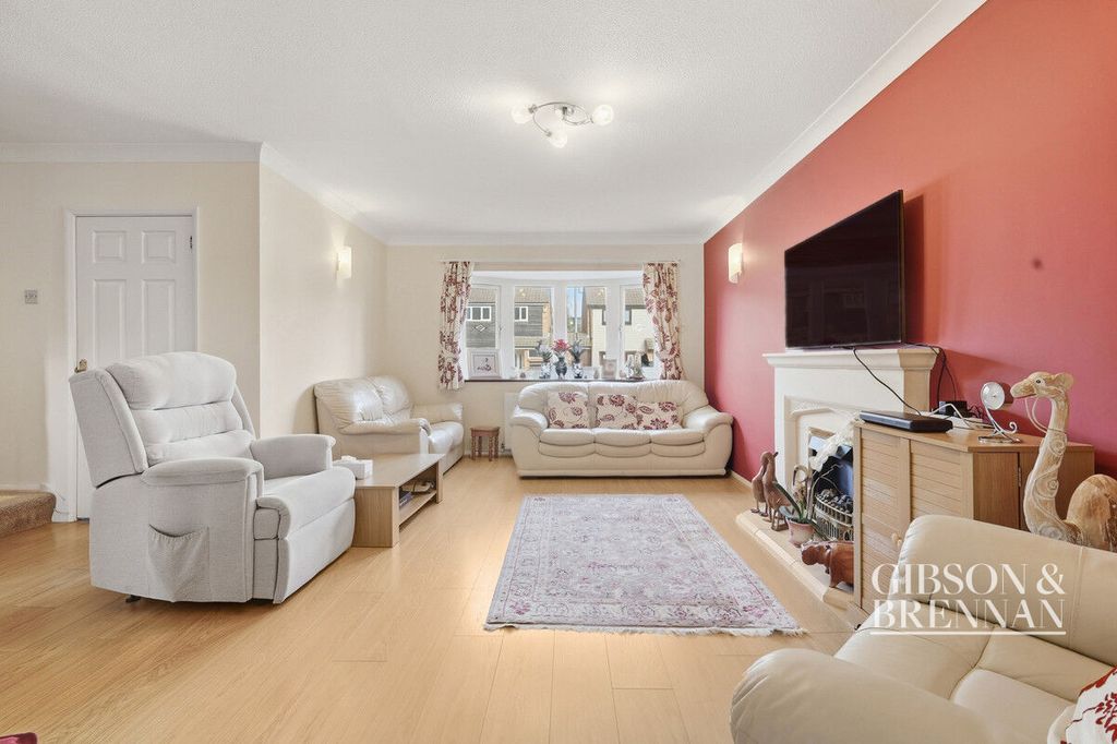 Property photo 3 of 22