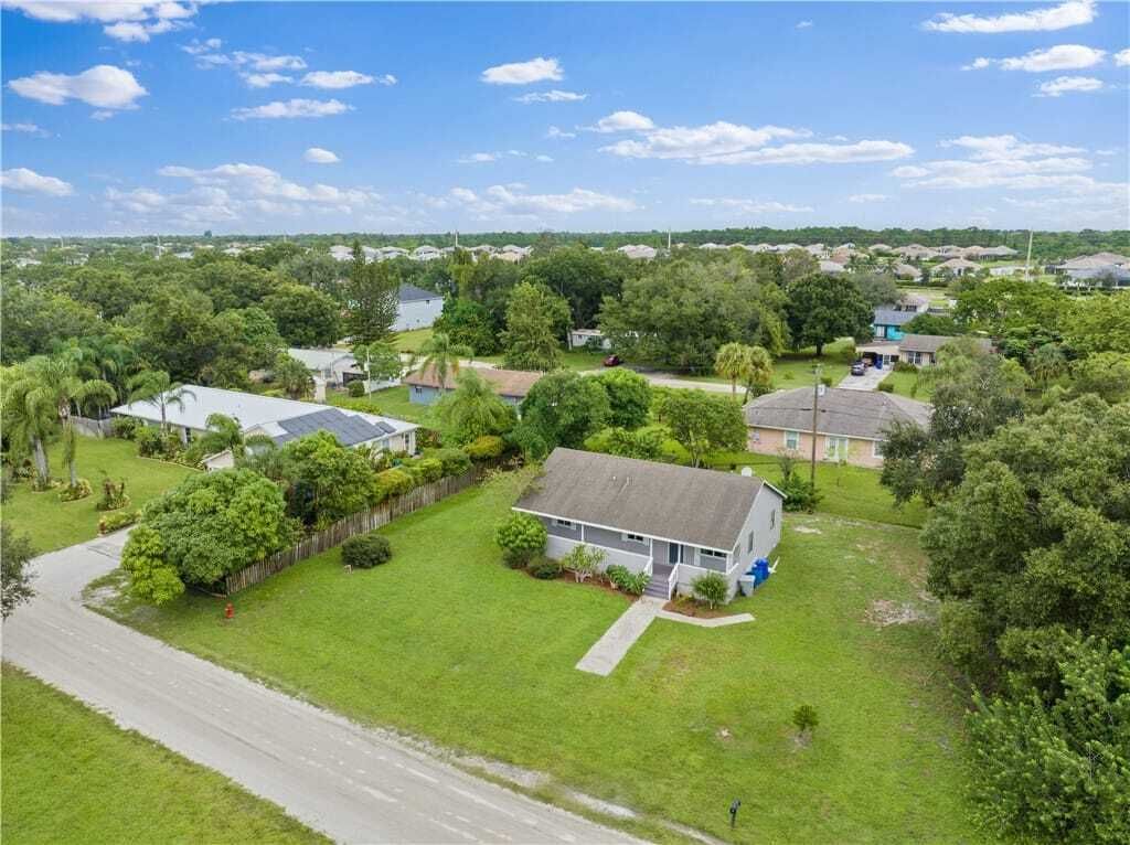 Property photo 1 of 26