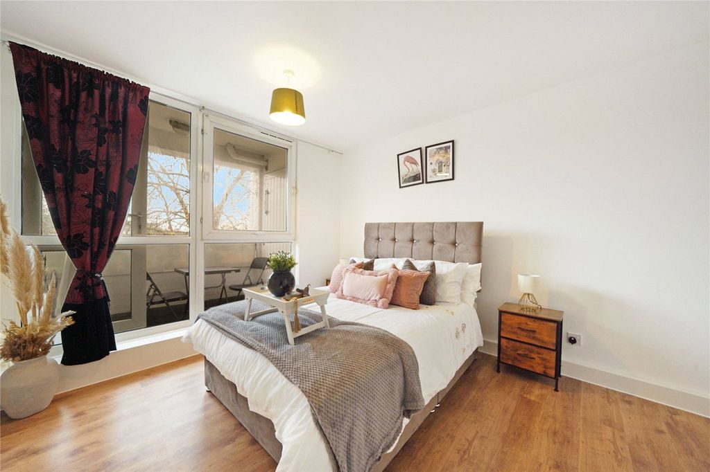 Property photo 3 of 15 Picture No. 17