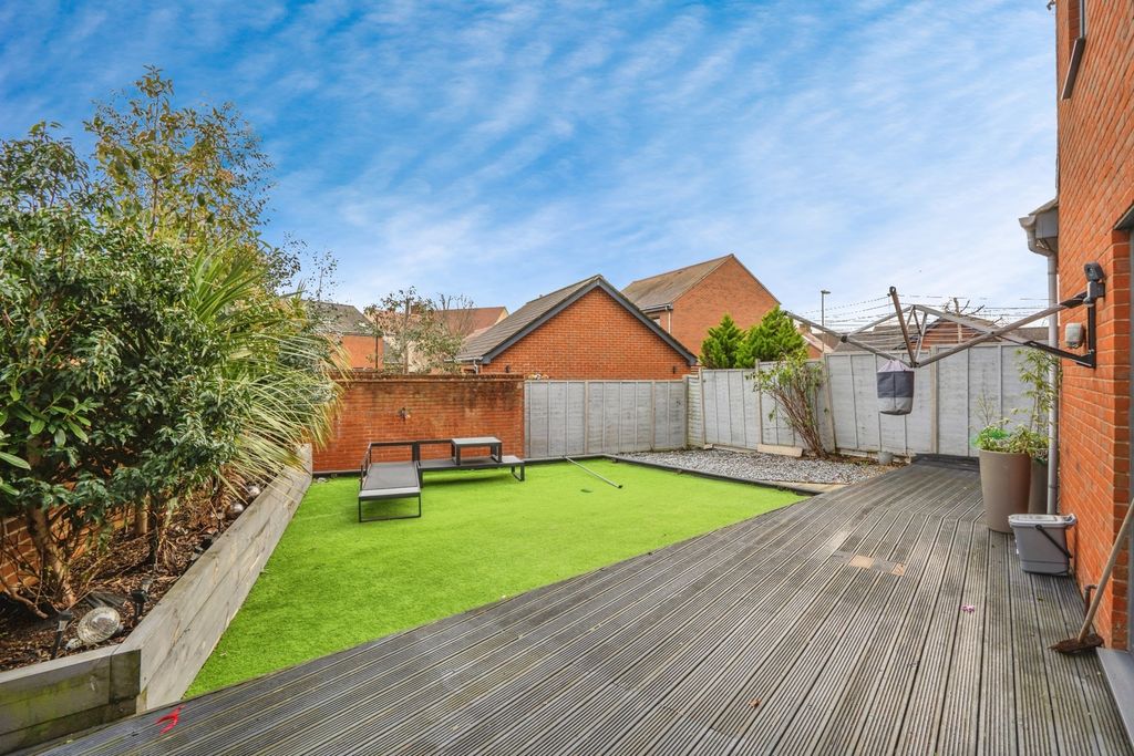 Property photo 3 of 14 Pbox-Img.Jpg