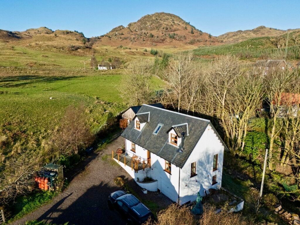 Property photo 1 of 25