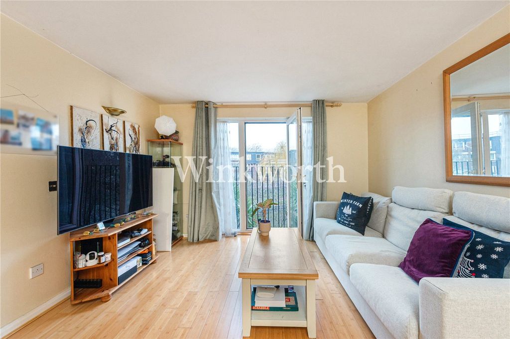 Property photo 3 of 13 Picture No. 11