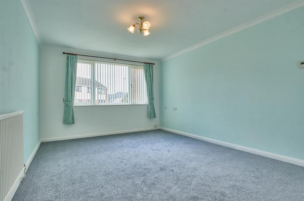 Property photo 3 of 6 Middlefield Ct Hinckley 1.Jpg