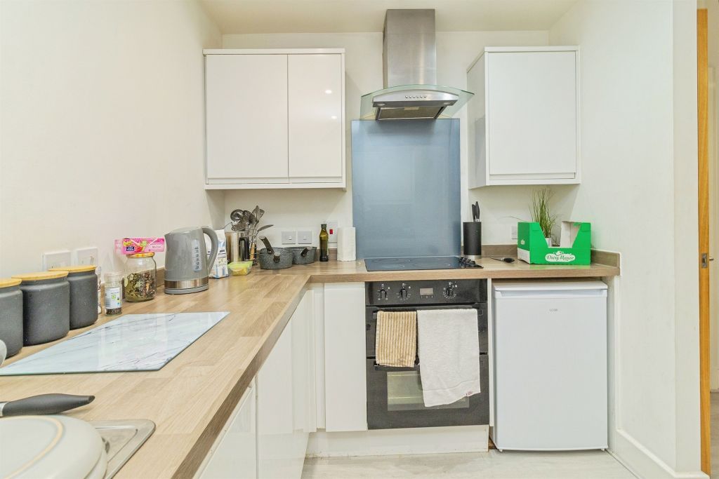 Property photo 3 of 13