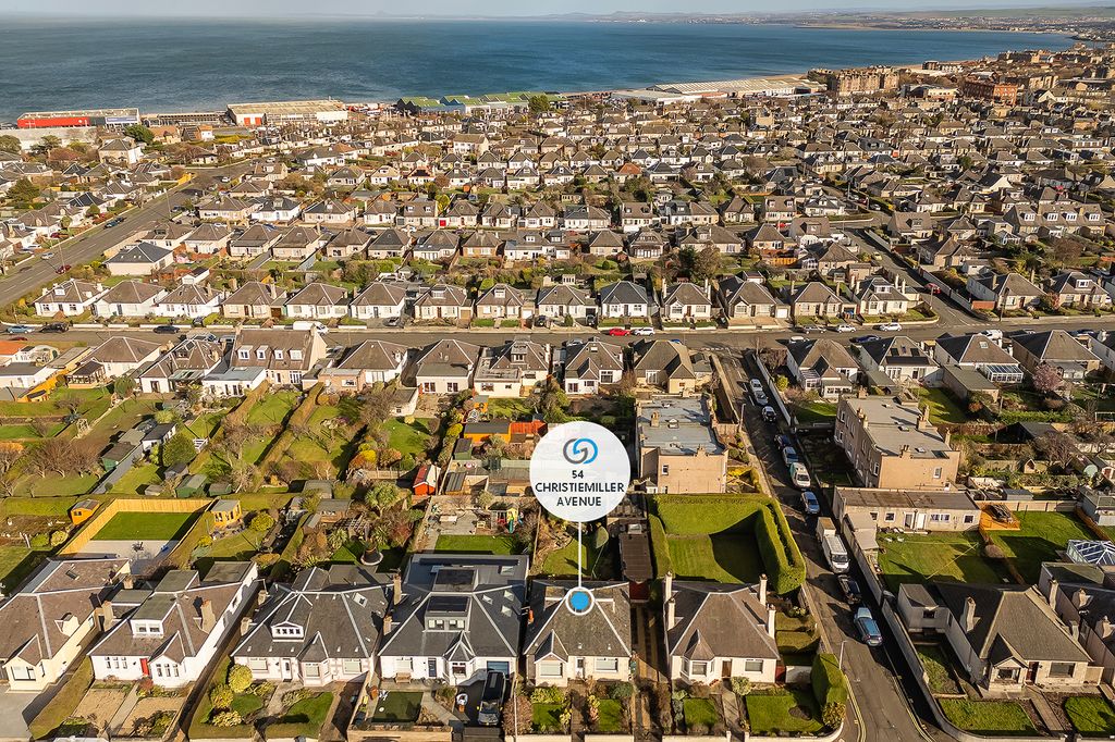 Property photo 2 of 20 Property Image 2