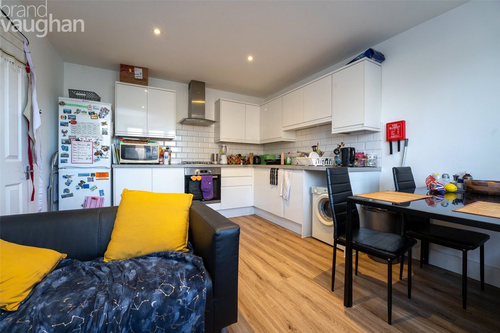 Property photo 1 of 9 Picture No. 19