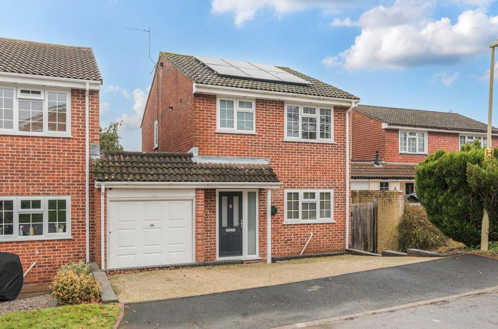 Property photo 1 of 18 1401699-2-696E2Fdf61A79.Jpg