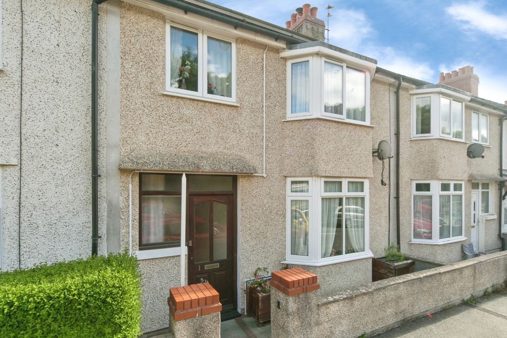 Property photo 1 of 17 Pbox-Img.Jpg