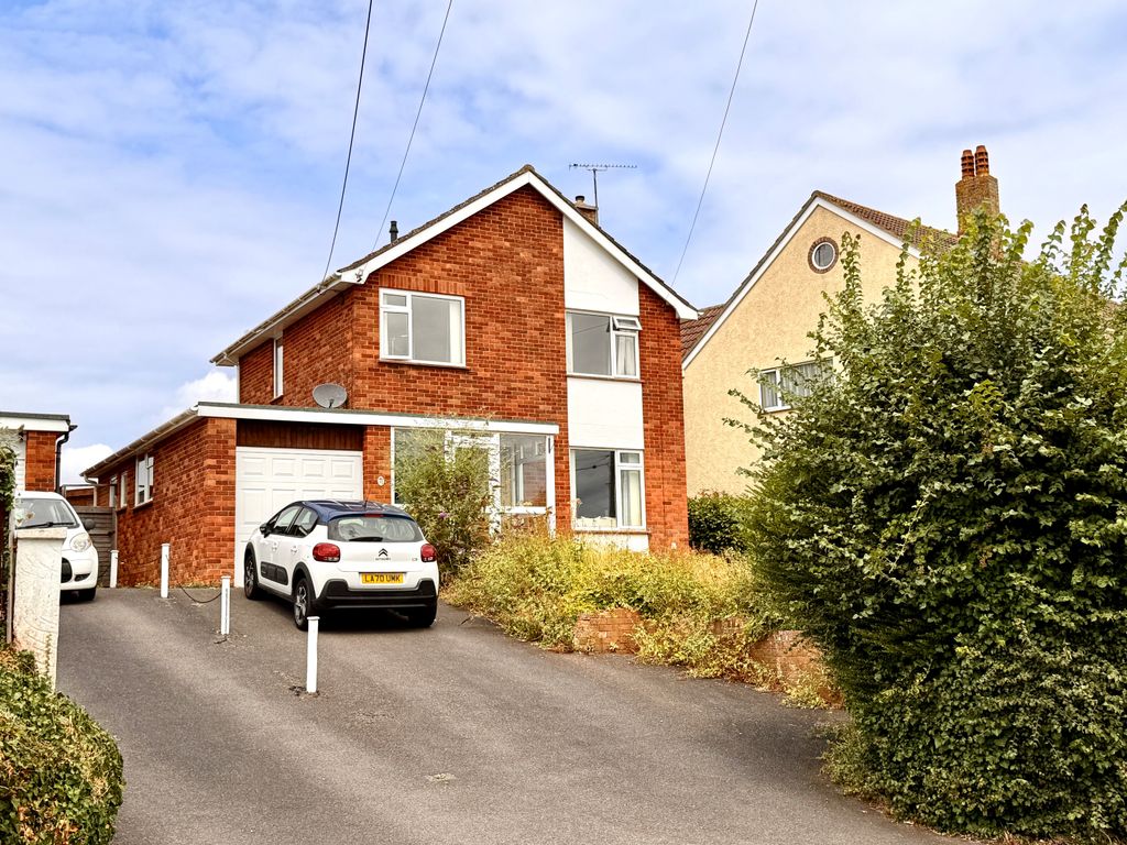 Property photo 2 of 14 Image