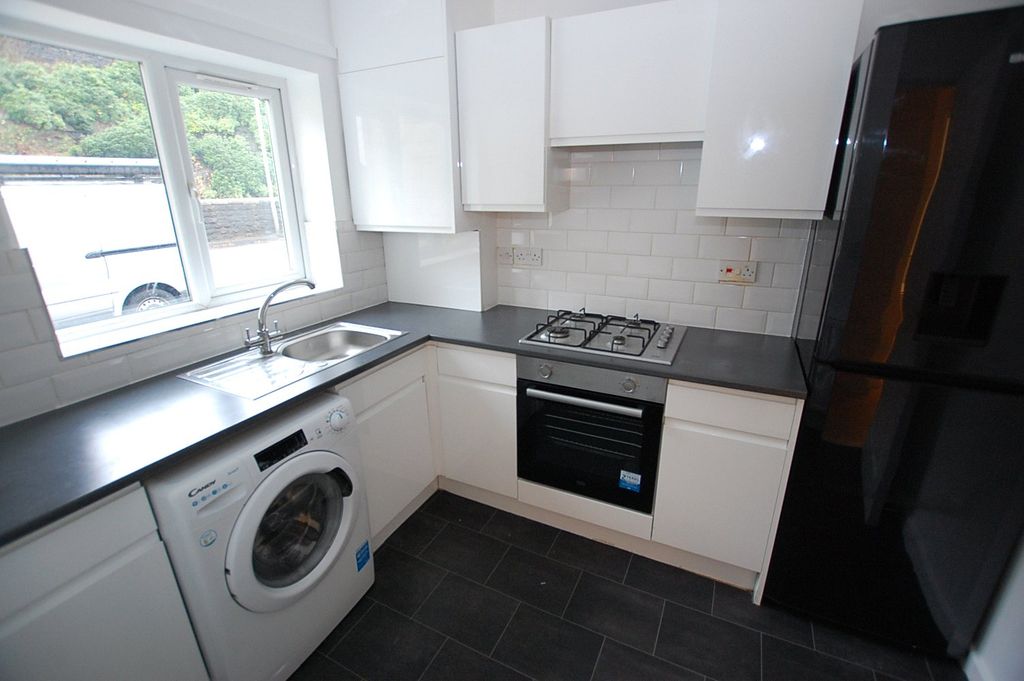 Property photo 3 of 13 Picture No. 09