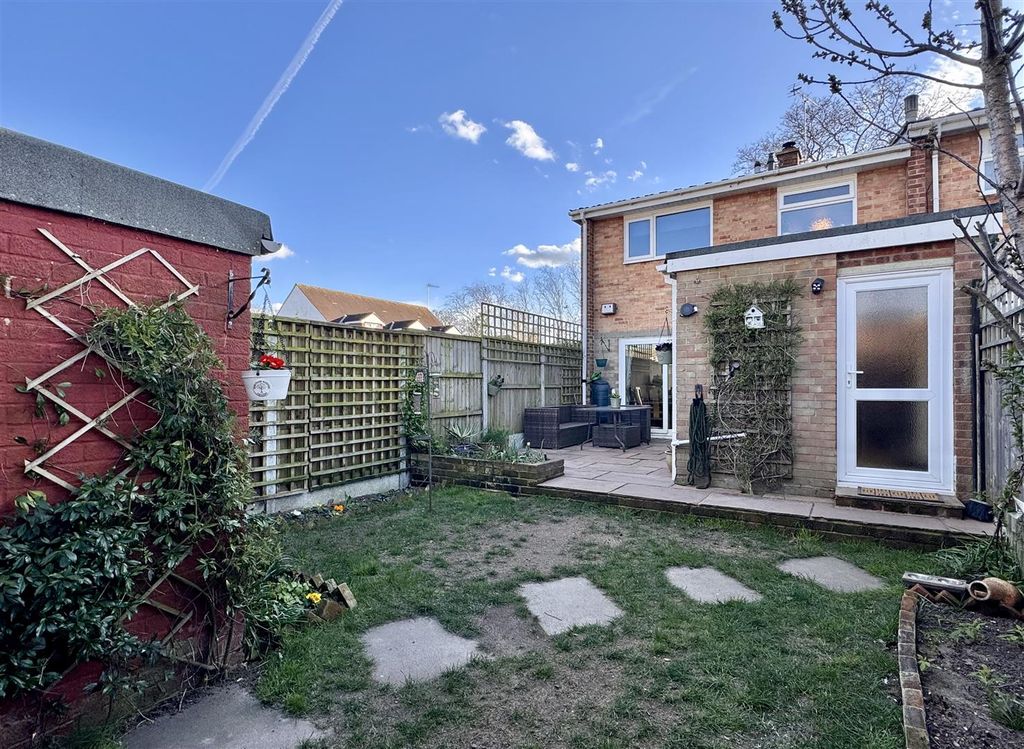 Property photo 2 of 25 Tempimagegg2Fqa.Jpg