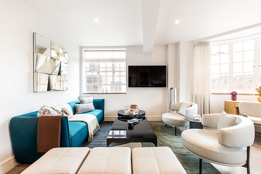 Property photo 3 of 33