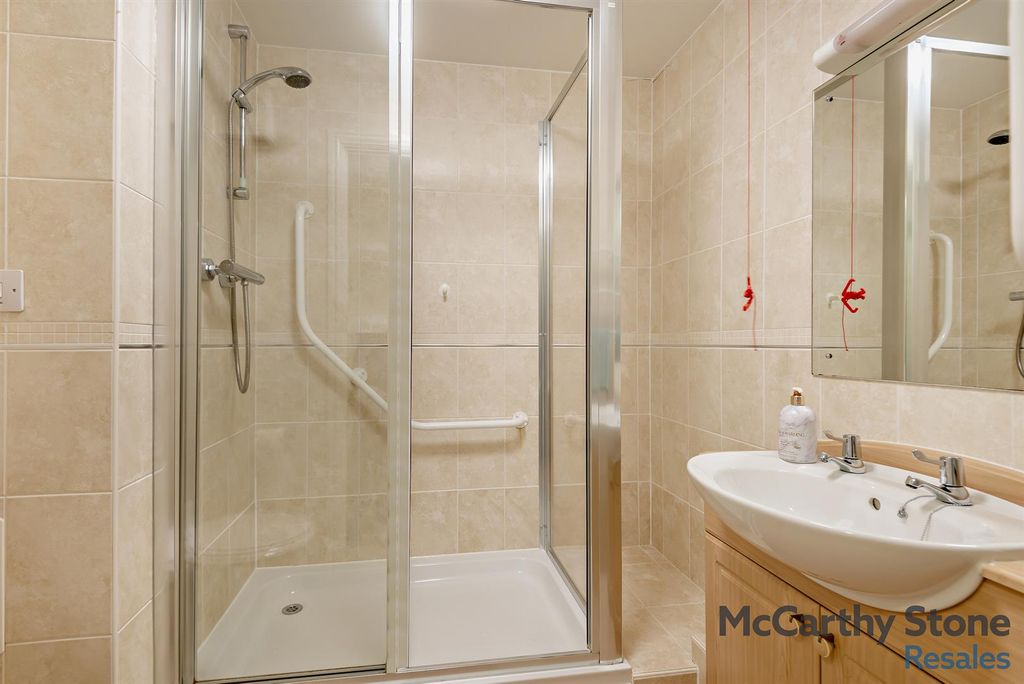 Additional image 13 of 1 bed flat for saleRadford Court, Tower Road, Liphook GU30