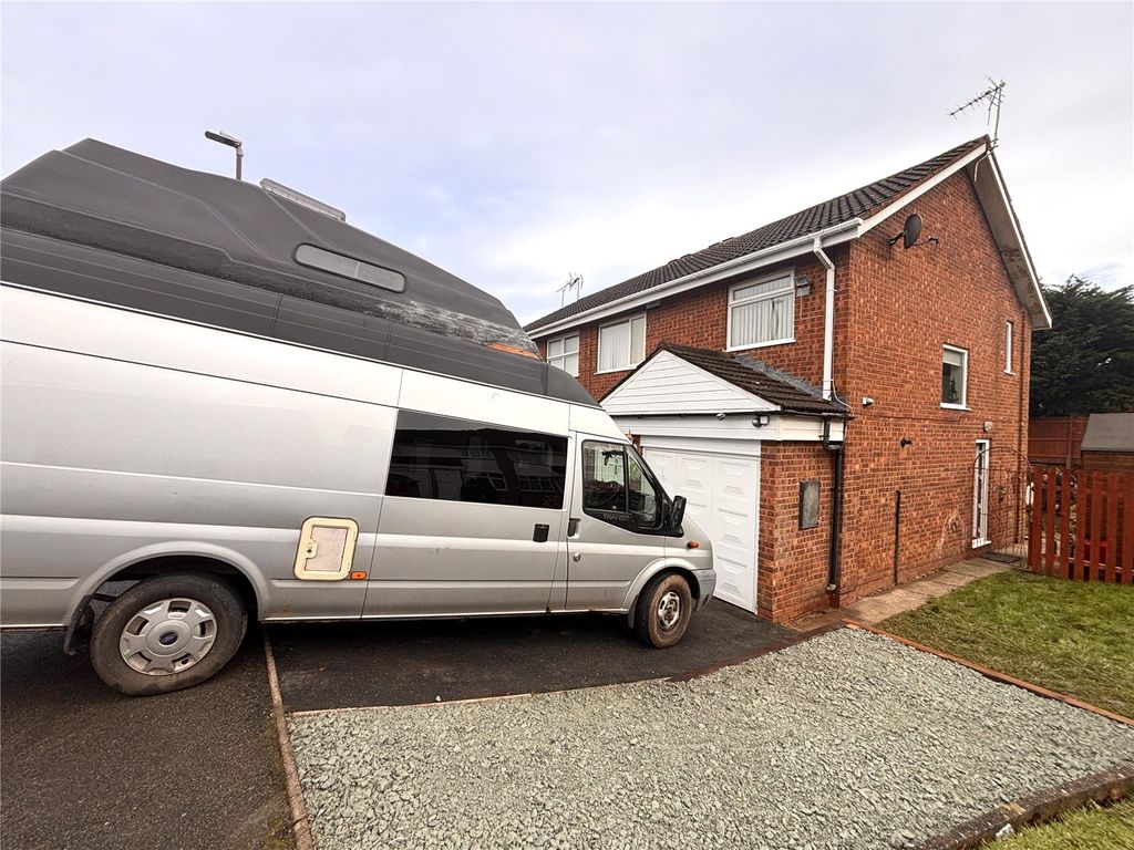 Property photo 2 of 17 Drive