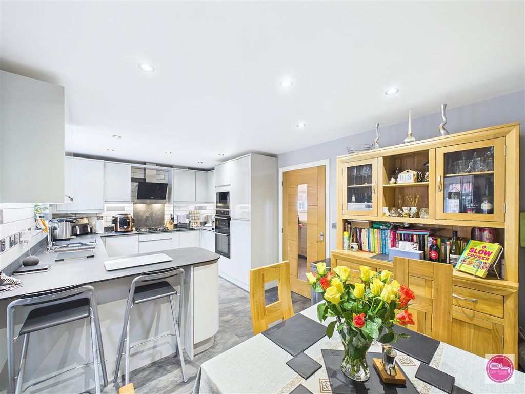 Property photo 1 of 29 Grindley Way, Woodville (10).Jpg