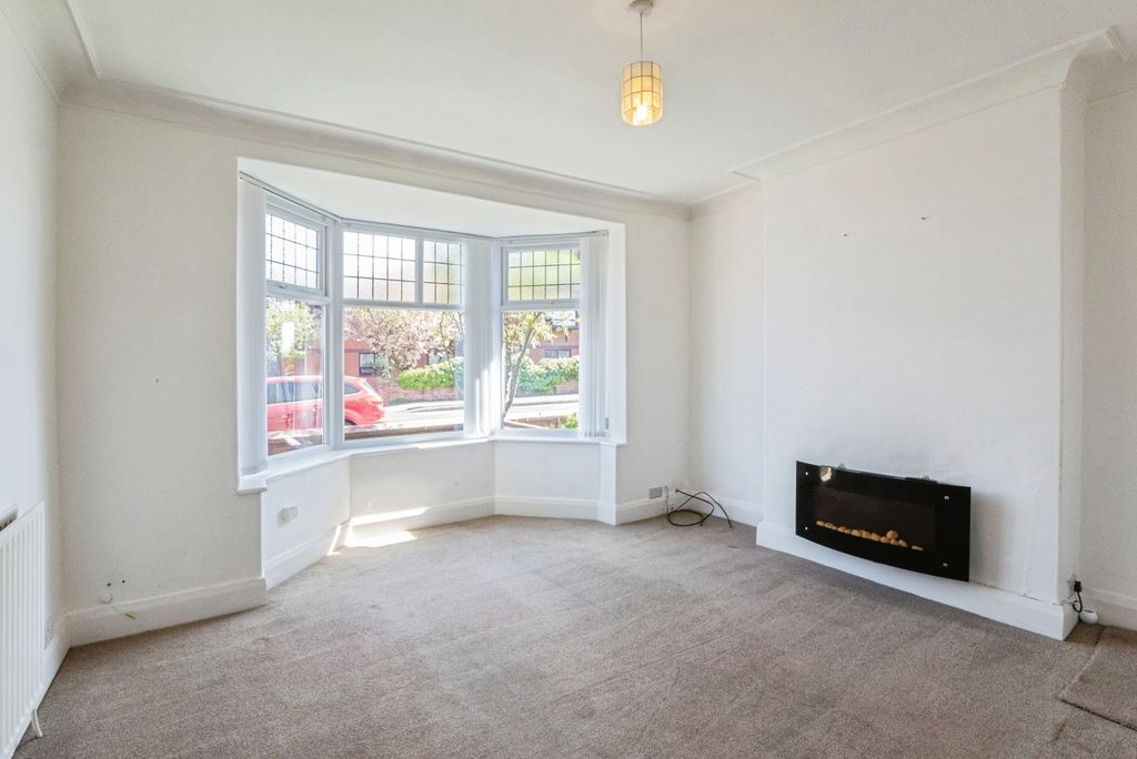 Property photo 3 of 22 Pbox-Img.Jpg