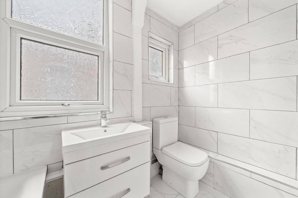 Property photo 1 of 17 Photo-2026-04-14-18-14-26 7.Jpg