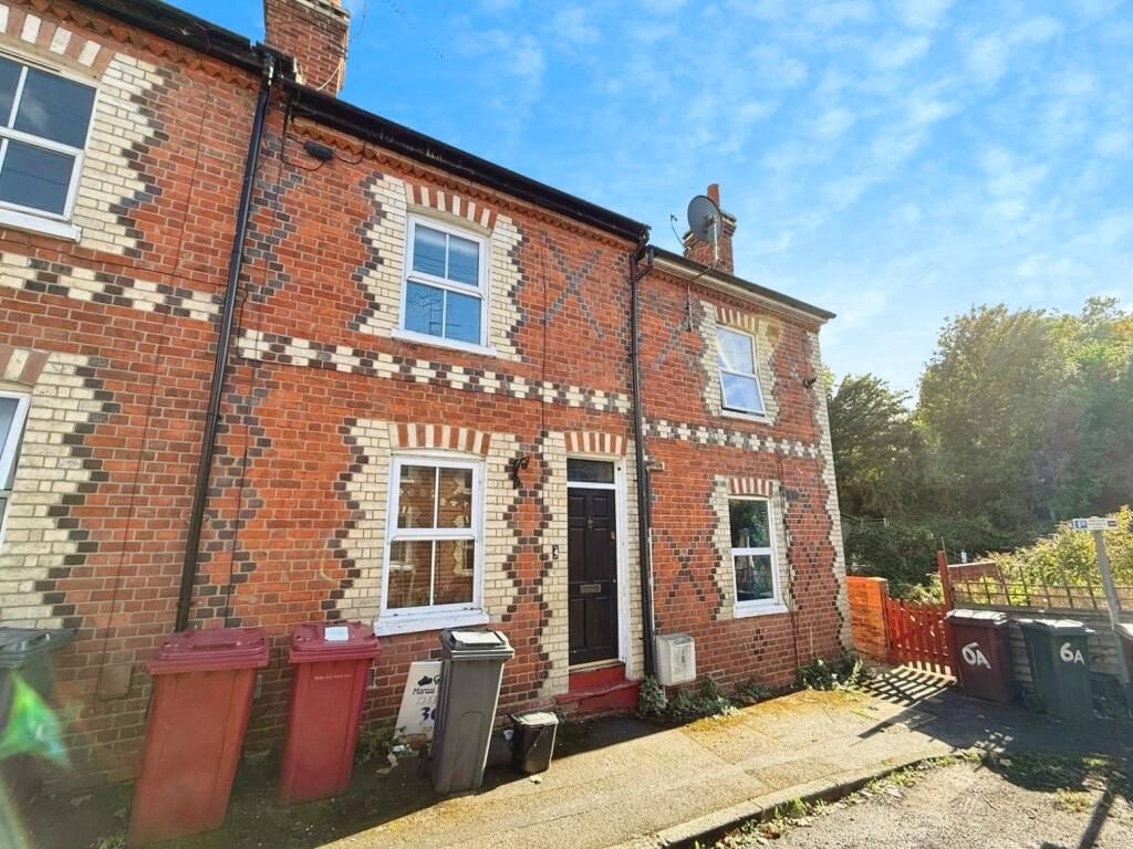 Property photo 1 of 2