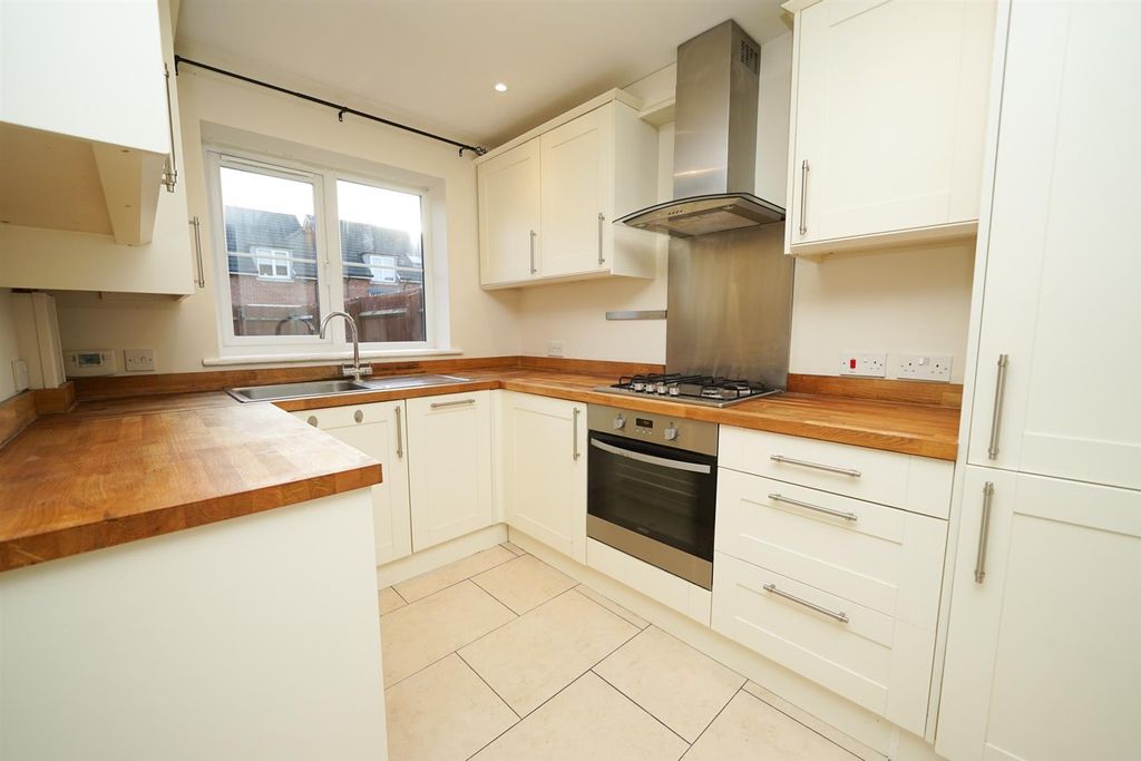 Property photo 3 of 12 Dsc06052.Jpg