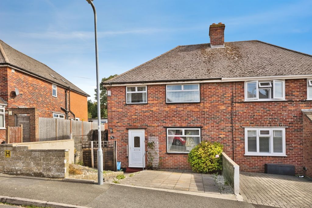 Property photo 1 of 16