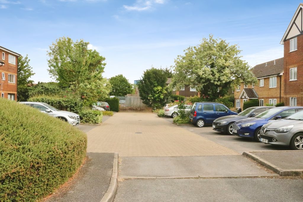 Property photo 2 of 12 Photo 10