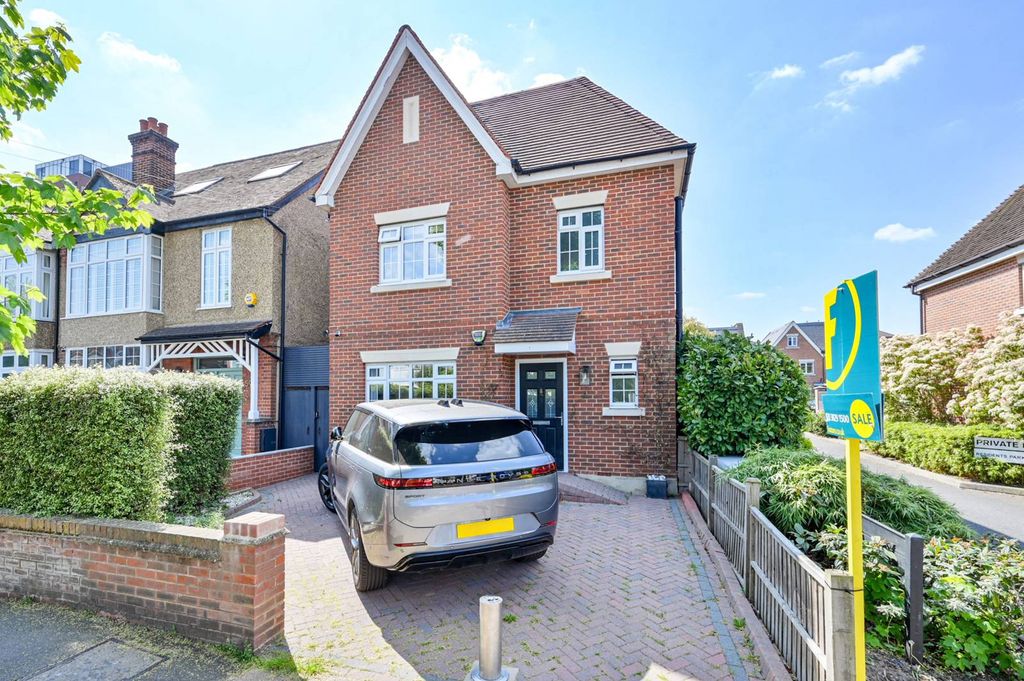 Property photo 1 of 15