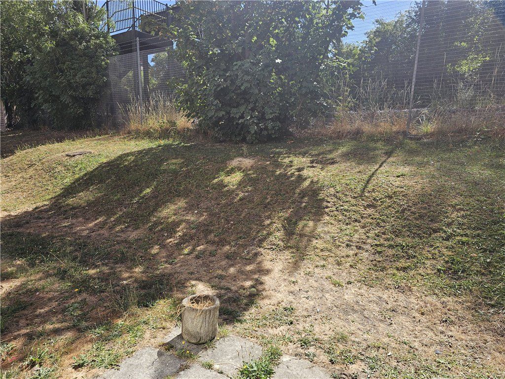 Property photo 2 of 16 Picture No. 19
