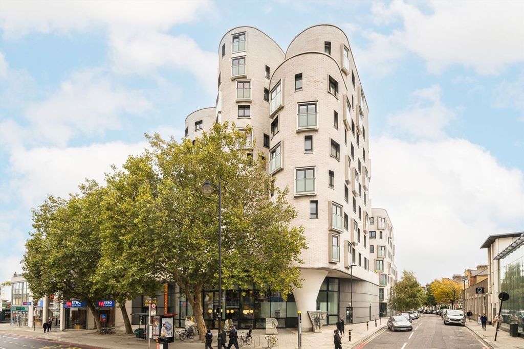 Property photo 1 of 5