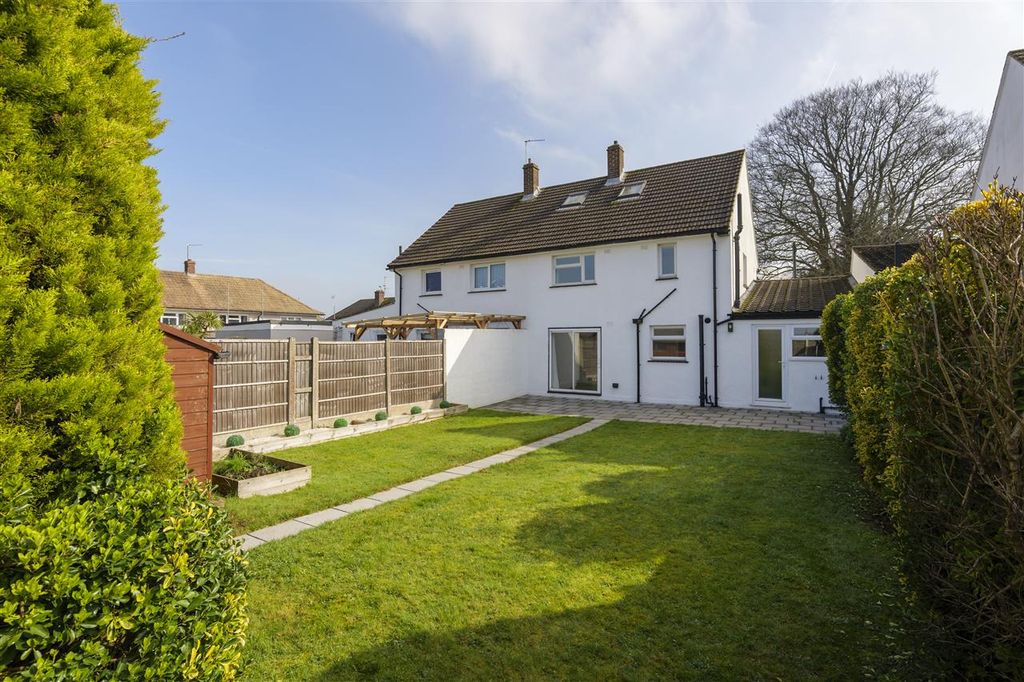 Property photo 2 of 13